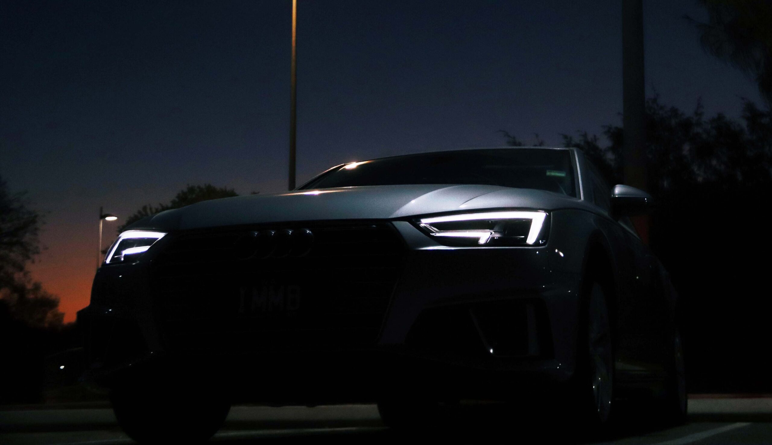 En bilaffär med Trygghet, kvalitet och personlig service